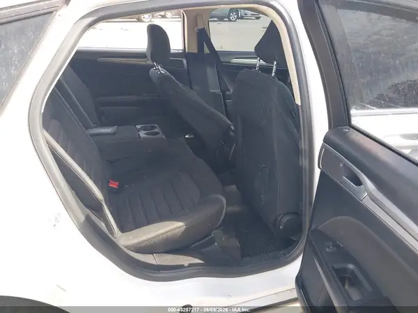 3FA6P0HD3LR231076 2020 FORD FUSION - Image 8