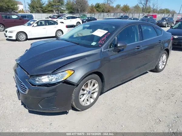 3FA6P0HD3LR233913 2020 FORD FUSION - Image 2
