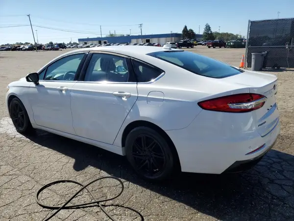 3FA6P0HD3LR249397 2020 FORD FUSION - Image 2