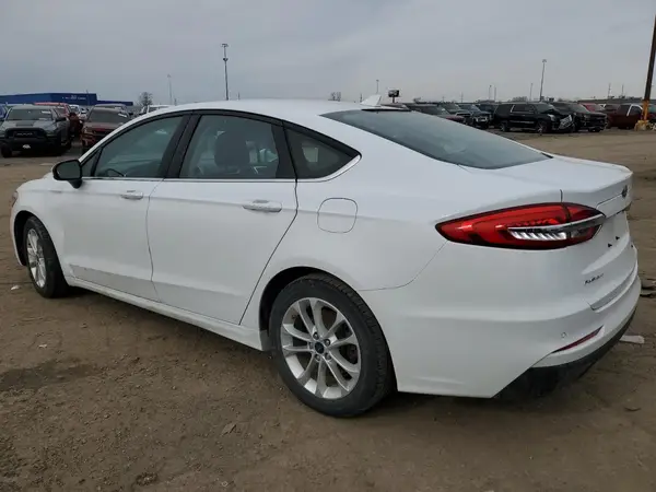 3FA6P0HD3LR250467 2020 FORD FUSION - Image 2