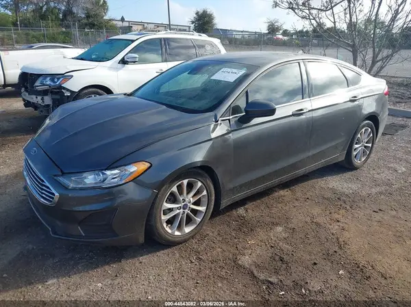 3FA6P0HD3LR254079 2020 FORD FUSION - Image 2