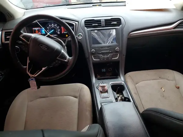 3FA6P0HD3LR260948 2020 FORD FUSION - Image 8
