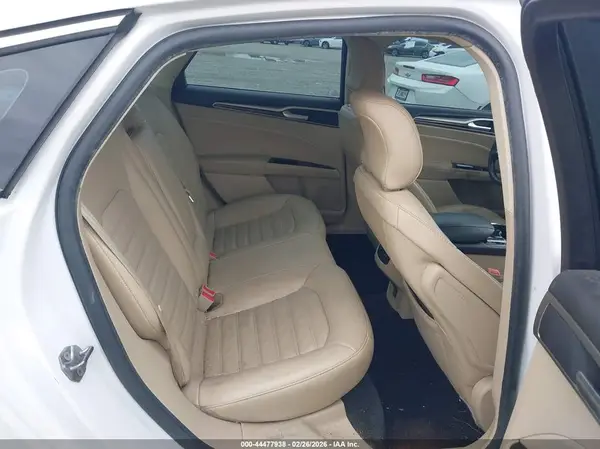 3FA6P0HD4GR169810 2016 FORD FUSION - Image 8