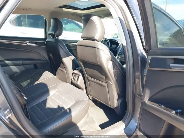 3FA6P0HD4GR198420 2016 FORD FUSION - Image 8