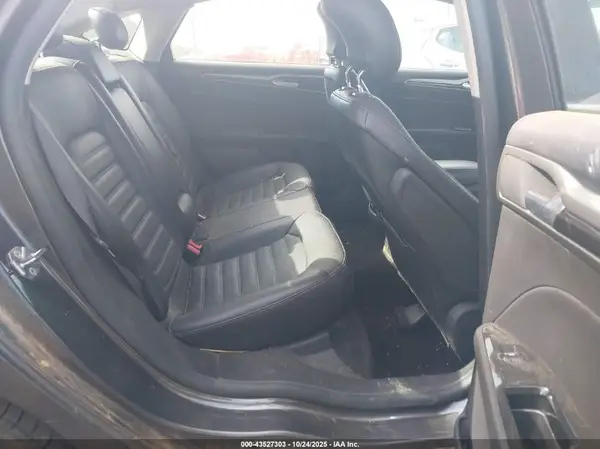3FA6P0HD4GR260947 2016 FORD FUSION - Image 8