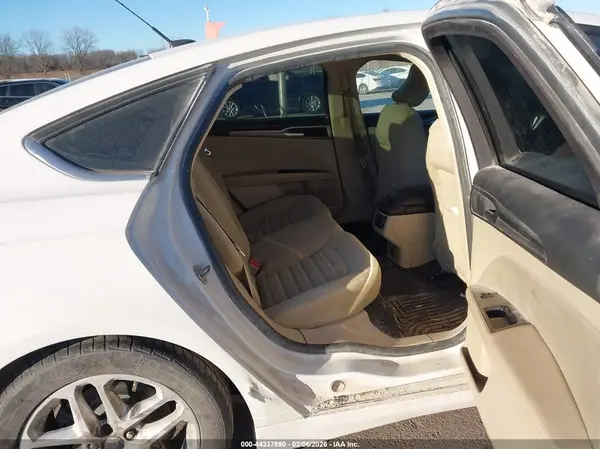 3FA6P0HD4GR268904 2016 FORD FUSION - Image 8