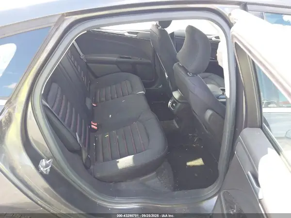 3FA6P0HD4GR363804 2016 FORD FUSION - Image 8