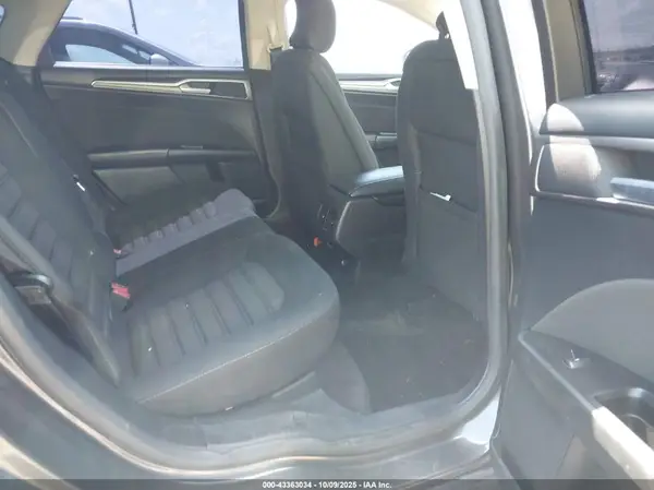 3FA6P0HD4HR109723 2017 FORD FUSION - Image 8