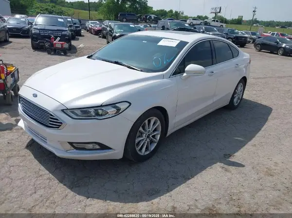 3FA6P0HD4HR109947 2017 FORD FUSION - Image 2