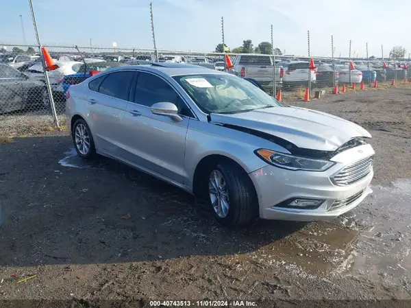 3FA6P0HD4HR118826 2017 FORD FUSION - Image 1