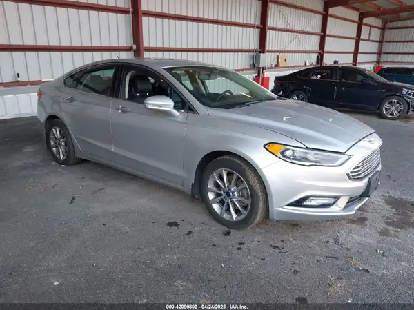 3FA6P0HD4HR124528 2017 FORD FUSION - Image 1