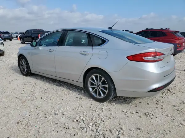 3FA6P0HD4HR142947 2017 FORD FUSION - Image 2