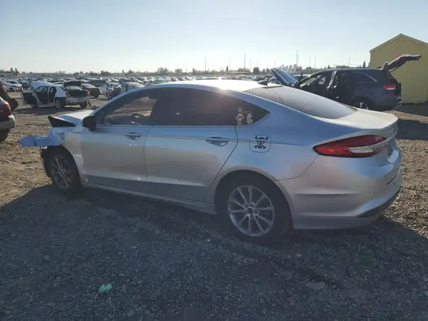 3FA6P0HD4HR145556 2017 FORD FUSION - Image 2