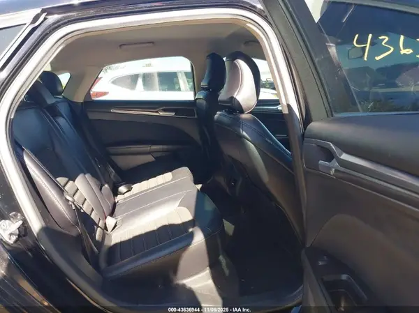 3FA6P0HD4HR157268 2017 FORD FUSION - Image 8