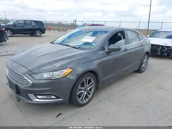 3FA6P0HD4HR183028 2017 FORD FUSION - Image 2