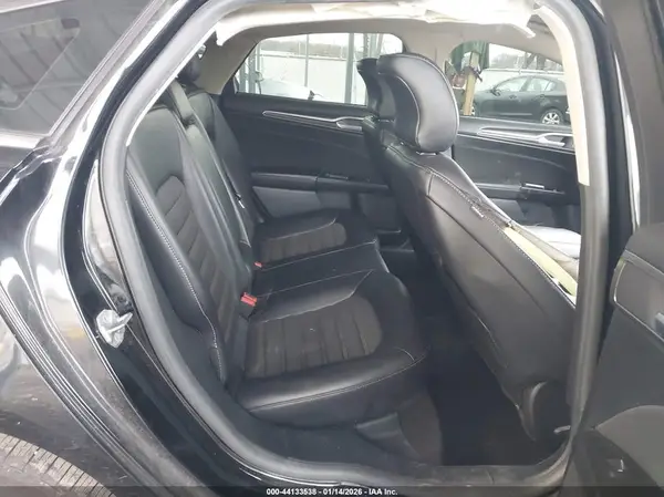 3FA6P0HD4HR183904 2017 FORD FUSION - Image 8