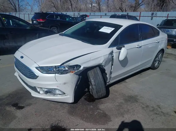 3FA6P0HD4HR248010 2017 FORD FUSION - Image 2