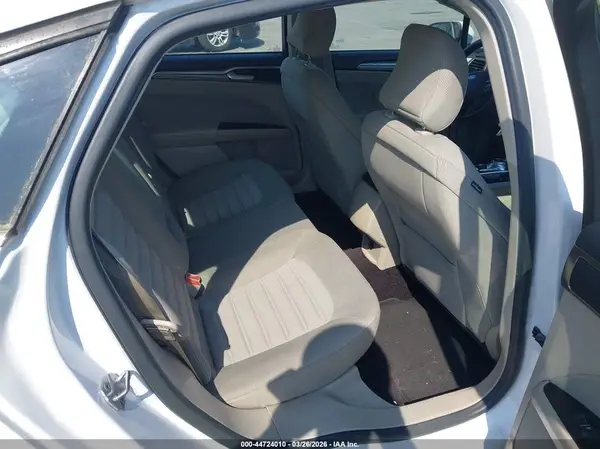 3FA6P0HD4HR249772 2017 FORD FUSION - Image 8