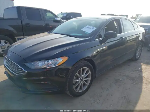 3FA6P0HD4HR266605 2017 FORD FUSION - Image 2