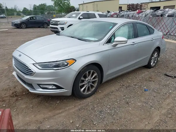 3FA6P0HD4HR272761 2017 FORD FUSION - Image 2