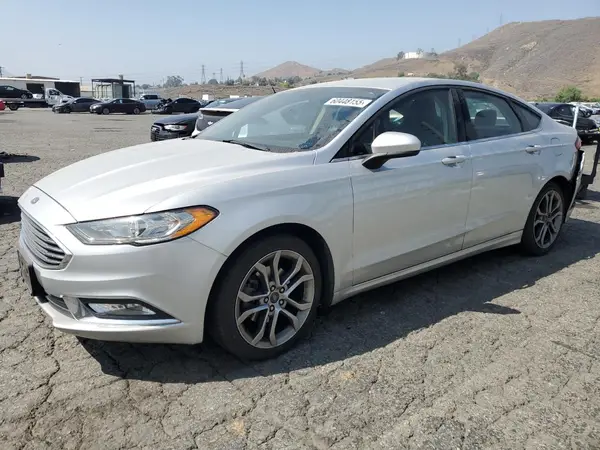 3FA6P0HD4HR275322 2017 FORD FUSION - Image 1