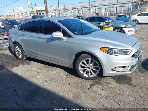 3FA6P0HD4HR275658 2017 FORD FUSION - Image 1