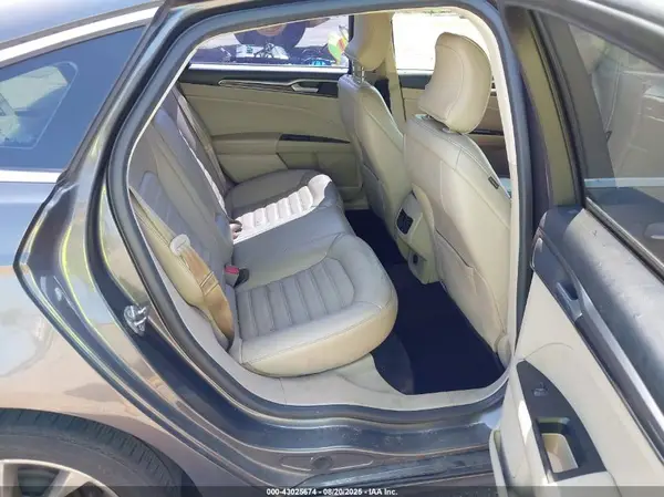 3FA6P0HD4HR364131 2017 FORD FUSION - Image 8