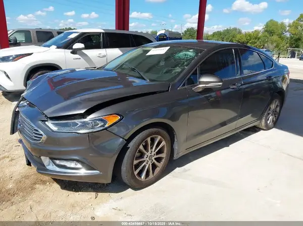 3FA6P0HD4HR365733 2017 FORD FUSION - Image 2