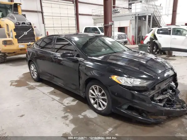 3FA6P0HD4HR371824 2017 FORD FUSION - Image 1