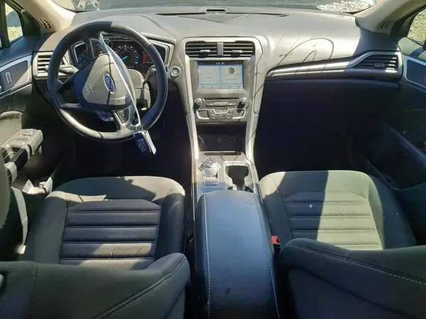 3FA6P0HD4HR372827 2017 FORD FUSION - Image 8