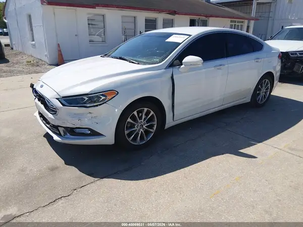3FA6P0HD4HR375596 2017 FORD FUSION - Image 2