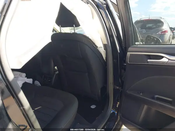 3FA6P0HD4HR378398 2017 FORD FUSION - Image 8
