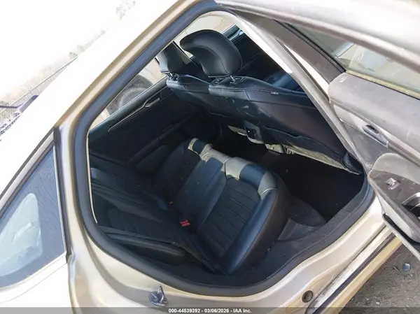 3FA6P0HD4HR401985 2017 FORD FUSION - Image 8