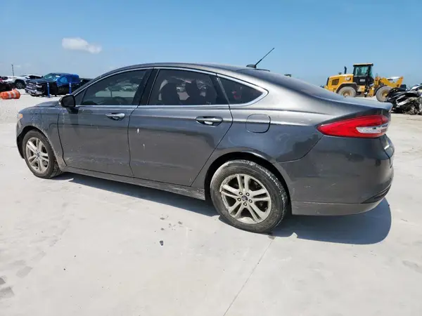 3FA6P0HD4JR130710 2018 FORD FUSION - Image 2
