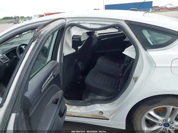 3FA6P0HD4JR158118 2018 FORD FUSION - Image 8