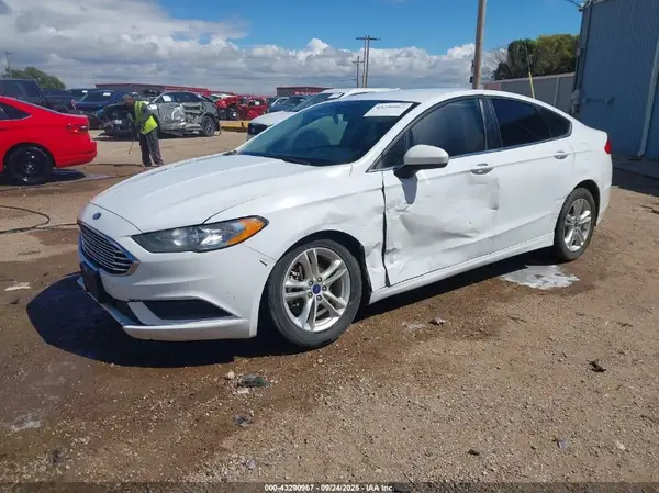 3FA6P0HD4JR166929 2018 FORD FUSION - Image 2