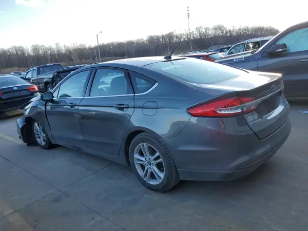 3FA6P0HD4JR175372 2018 FORD FUSION - Image 2