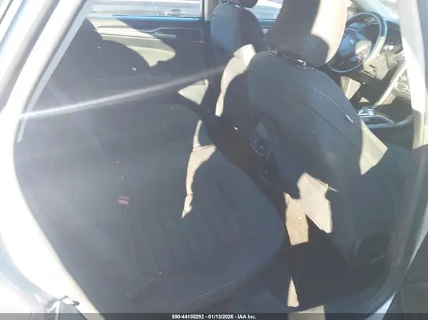 3FA6P0HD4JR190731 2018 FORD FUSION - Image 8