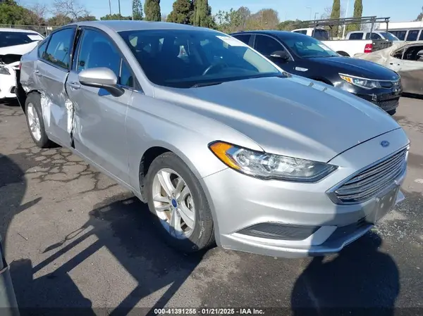 3FA6P0HD4JR196805 2018 FORD FUSION - Image 1