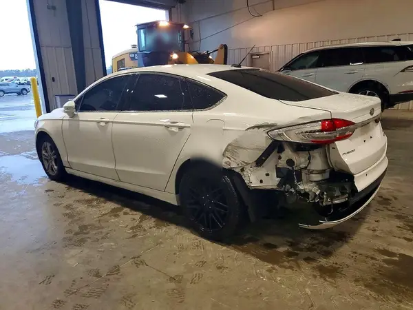 3FA6P0HD4JR198005 2018 FORD FUSION - Image 2