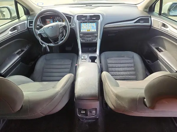 3FA6P0HD4JR213134 2018 FORD FUSION - Image 8