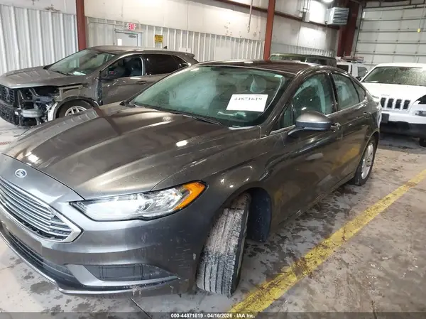 3FA6P0HD4JR230855 2018 FORD FUSION - Image 2