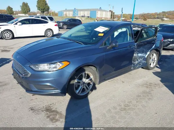 3FA6P0HD4JR231200 2018 FORD FUSION - Image 2