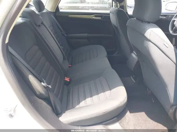 3FA6P0HD4JR255061 2018 FORD FUSION - Image 8