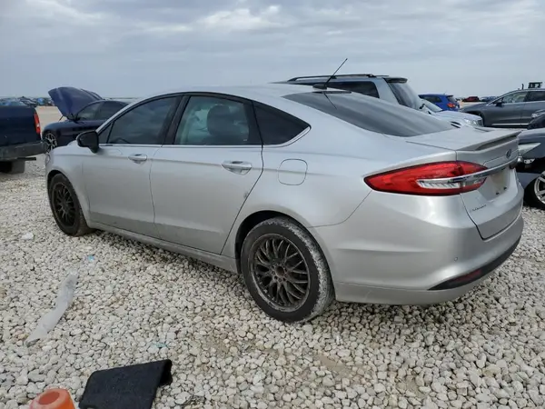 3FA6P0HD4JR256534 2018 FORD FUSION - Image 2