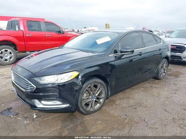 3FA6P0HD4JR258705 2018 FORD FUSION - Image 2