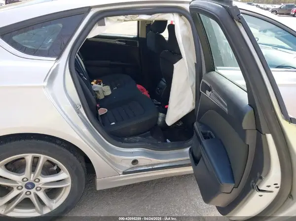 3FA6P0HD4JR259529 2018 FORD FUSION - Image 8