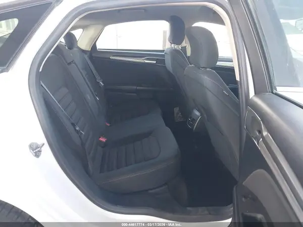 3FA6P0HD4JR260776 2018 FORD FUSION - Image 8