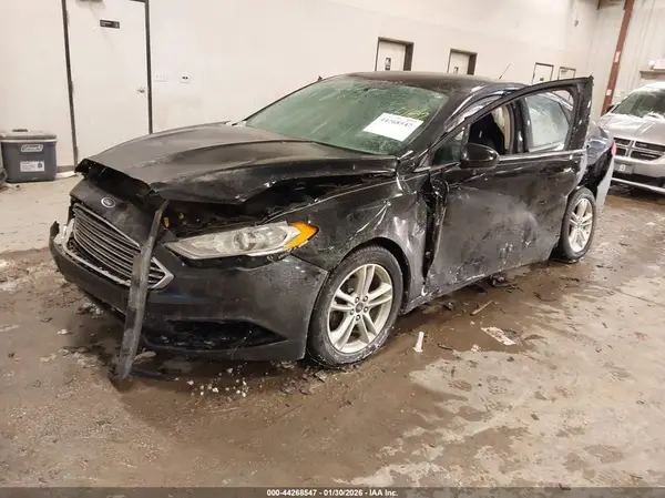 3FA6P0HD4JR266898 2018 FORD FUSION - Image 2