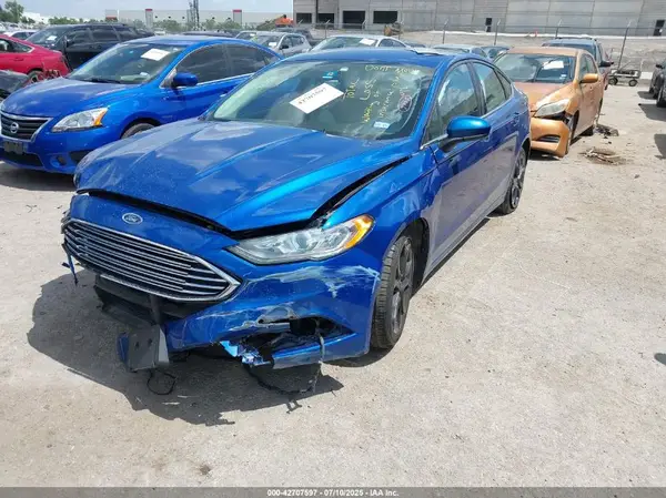 3FA6P0HD4JR267095 2018 FORD FUSION - Image 2